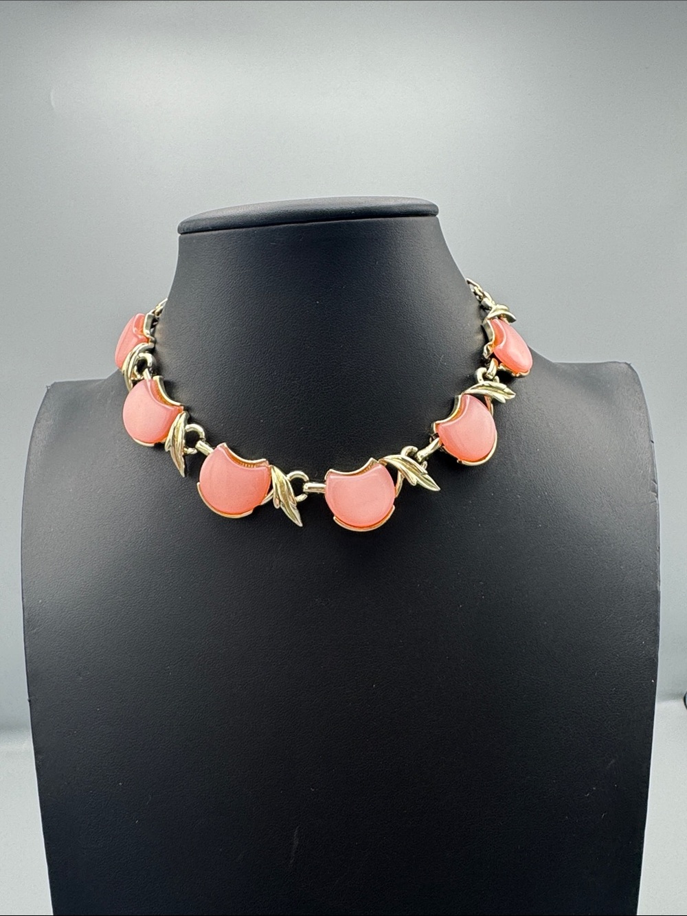 Rare Coro vintage pink cookie bite moon glow thermoset necklace